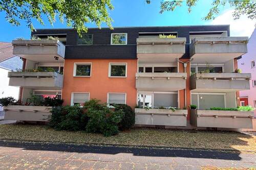 Frontansicht - 2 Zimmer Etagenwohnung zum Kaufen in Leverkusen