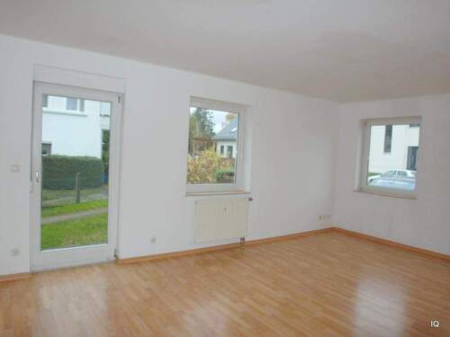 Wohnzimmer - 3 Zimmer Terrassenwohnung in Königsbrück