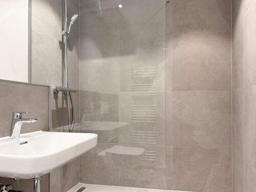 Badezimmer - 2 Zimmer Etagenwohnung in München