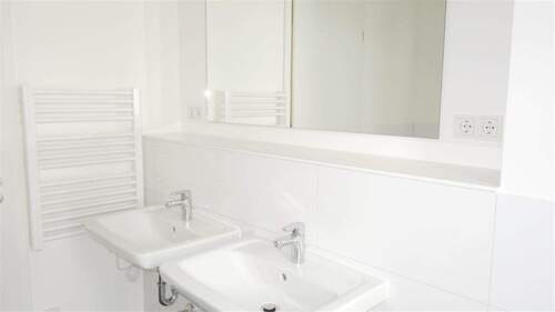 Bad mit beheizter Handtuchhalter - 