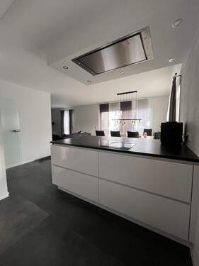 Küche - 6 Zimmer Einfamilienhaus in Gelnhausen