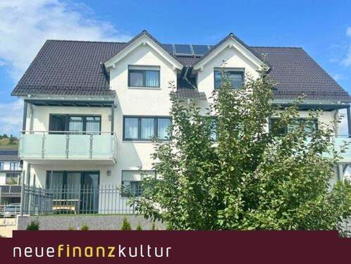 Hausansicht - Etagenwohnung mit 131,00 m² in Münsingen zum Kaufen