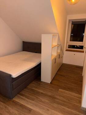 Maßangefertigt Schrank 1.jpg - 