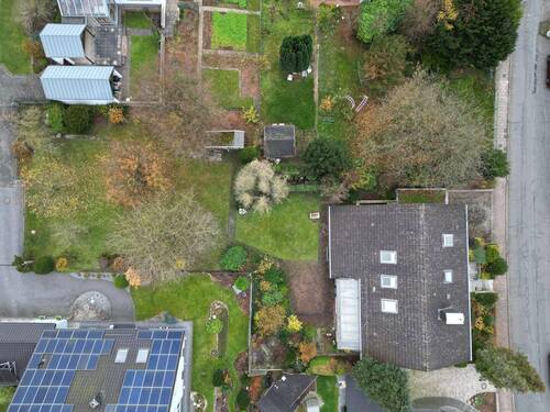 Luftaufnahme - 6 Zimmer Einfamilienhaus zum Kaufen in Steinheim