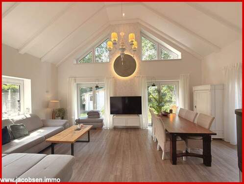 Wohn- und Essbereich im Erdgeschoss - 