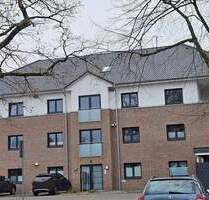 Neuwertige 2-Zimmer Erdgeschosswohnung + Einbauküche + Garten - Nienhagen