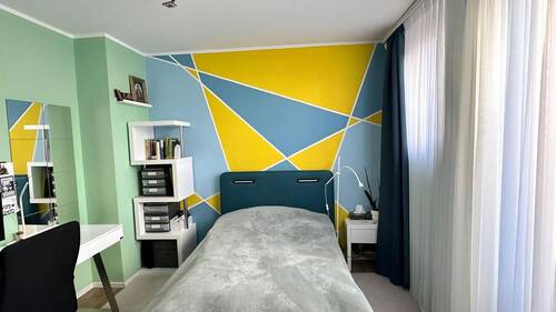 Zimmer 2 - 
