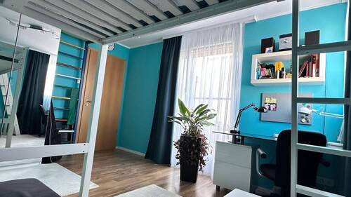 Zimmer 3 - 