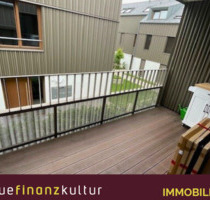 Moderne 3-Zimmer-Wohnung mit Balkon, Aufzug & Tiefgarage in familienfreundlicher Lage - Dettingen an der Erms