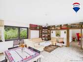 RE/MAX Immobilien DeLux Einfamilienhaus Wallerfangen-Oberlimberg Bibliothek 1 - 