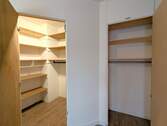 ...begehbarem Kleiderschrank - 