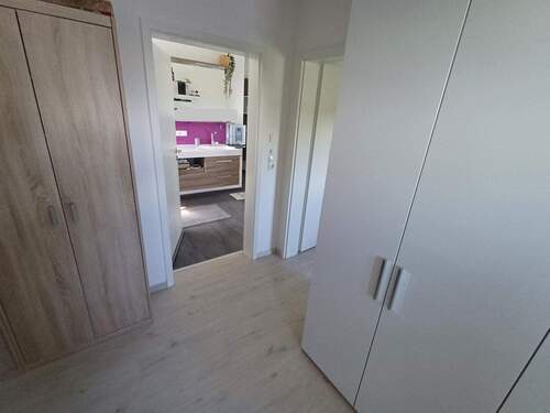 Ankleide/Sicht Bad OG - 