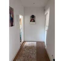 2er WG geeignet - Zentrumsnahe 2-Zimmer-Dachgeschosswohnung in 90443 Nürnberg