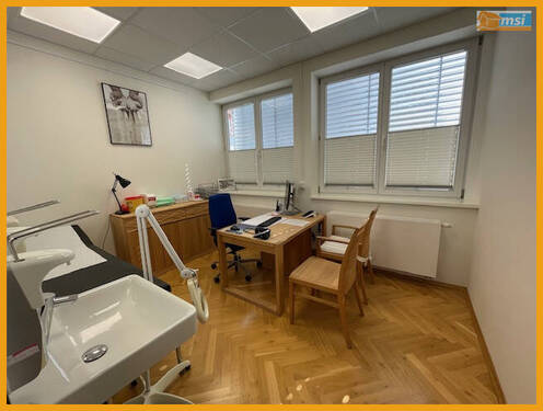 Behandlungszimmer 2 - 