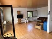 Wohnzimmer - 7 Zimmer Einfamilienhaus zum Kaufen in Rheinfelden (Baden)