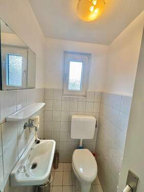 Separates Gäste WC - 