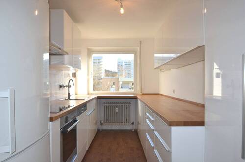 Küche - 4 Zimmer Etagenwohnung in Sindelfingen