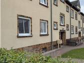 Ansicht Rückseite - 3 Zimmer Etagenwohnung zur Miete in Gersdorf