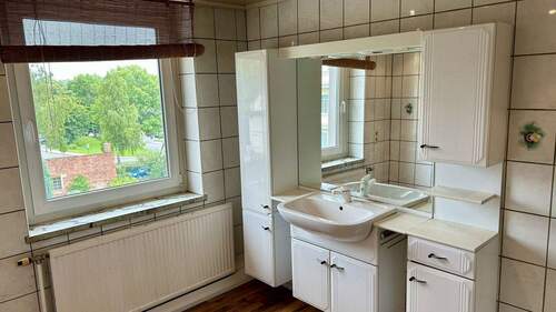 Badezimmer 2. Obergeschoss - 