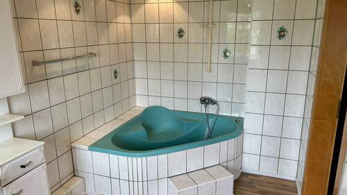 Badezimmer 2. Obergeschoss - 