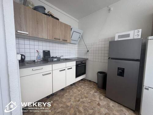 Einbauküche kann übernommen werden - 