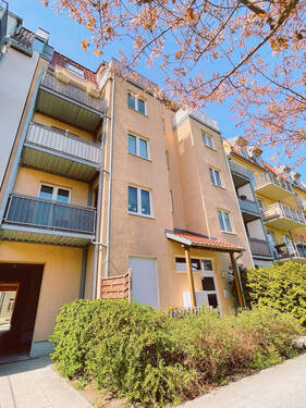 Hinteransicht Gebäude - Etagenwohnung in Dresden / Pieschen Süd