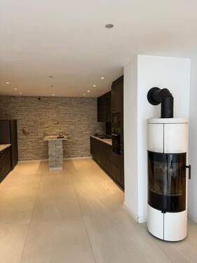 Küche - 3-Zimmer-Wohnung mit Balkon im 1. OG - 90 m² Wohnfläche