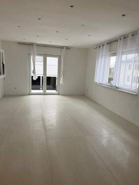 Wohnzimmer - Etagenwohnung mit 90,00 m&sup2; in Pohlheim zur Miete