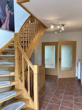 Erdgeschoss: Flur - 5 Zimmer Mehrfamilienhaus, Wohnhaus zum Kaufen in Soltau