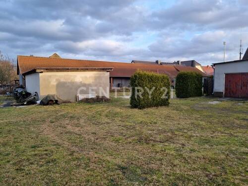 Grundstück / Garage - 