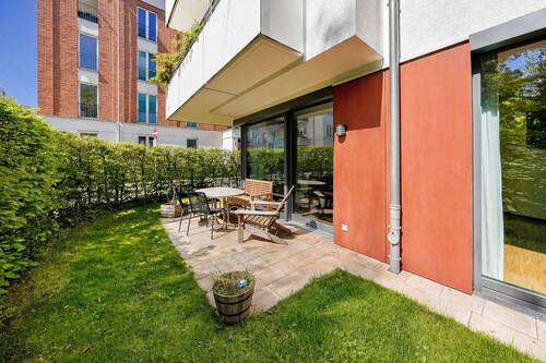 südliche Terrasse - 