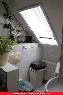 Bad mit Dusche - 2 Zimmer Etagenwohnung zur Miete in Bad Langensalza