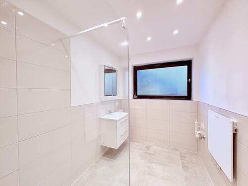 Badezimmer Einliegerwohnung - 