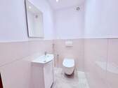 separates WC Einliegerwohnung - 