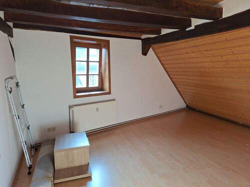 Elternschlafzimmer.jpg - Charmante 3 Zimmerwohnung direkt in Gudensberg zu vermieten
