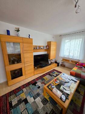Wohnzimmer (Schrank kann abgelöst werden) - 