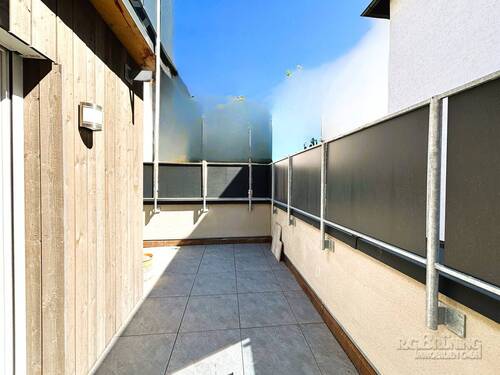 Balkon - Etagenwohnung mit 100,00 m² in Offenburg zur Miete