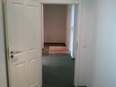 Blick von Raum 3 zum Flur - 