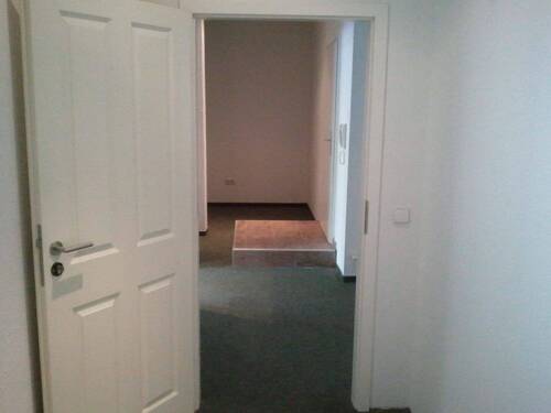 Blick von Raum 3 zum Flur - 