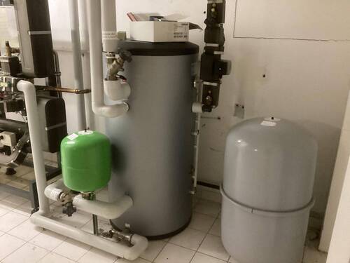 Heizung mit Warmwasserspeicher - 