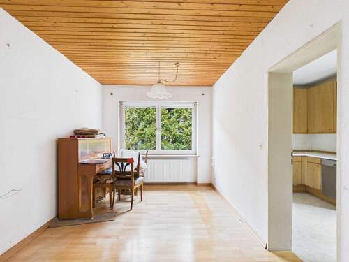 off. Zimmer Essen EG - 