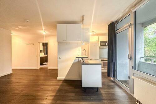 Wohn-/ Essbereich - Bezugsfrei! Barrierearme Erdgeschosswohnung mit 2 Zimmern und Loggia in Köln-Ehrenfeld