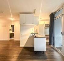 Bezugsfrei! Barrierearme Erdgeschosswohnung mit 2 Zimmern und Loggia in Köln-Ehrenfeld