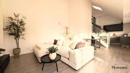 Wohnbereich - 2 Zimmer Etagenwohnung in München