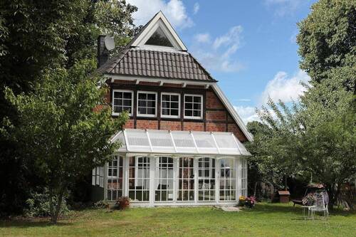 Bild 1 - Modernes Fachwerk - Landhaus in Feldrandlage