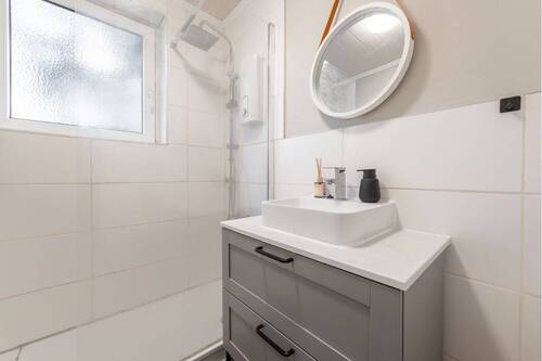 Badezimmer - 4 Zimmer Etagenwohnung in Hamburg