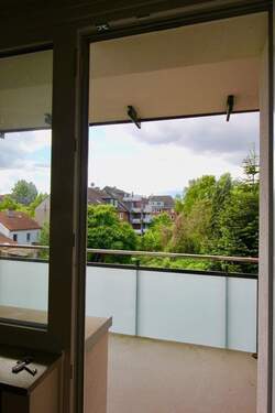 Ausblick ins Grüne - 2 Zimmer - 60 m2 - toller Schnitt 2 Zimmer + Loggia + Tiefgarage + Keller -