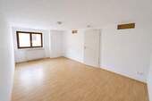 Zimmer 2 - Etagenwohnung mit 110,00 m&sup2; in Rosenheim zur Miete