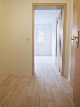 02 Flur-Musterbild.JPG - 2 Zimmer Etagenwohnung in Riesa