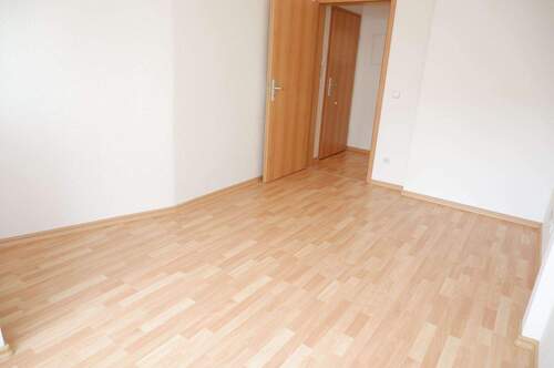 Schlafzimmer - 2 Zimmer Etagenwohnung in Chemnitz